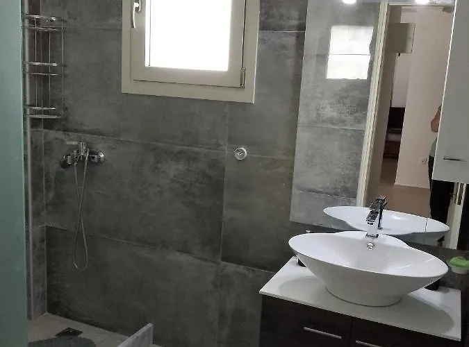 Maria's Town House With Private Parking