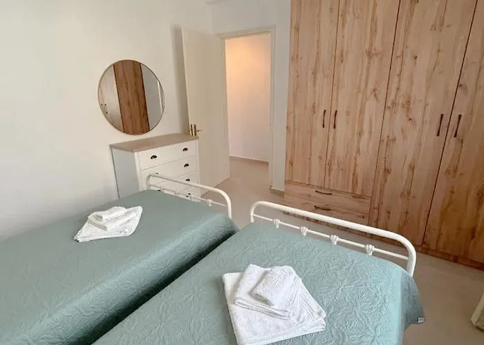 Maria's Town House With Private Parking * Skiathos by