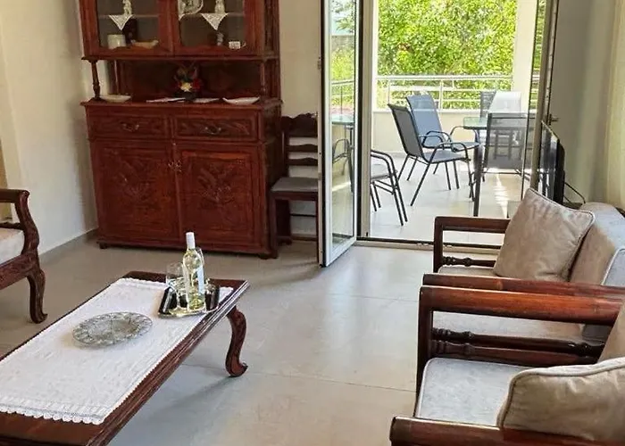 Maria's Town House With Private Parking