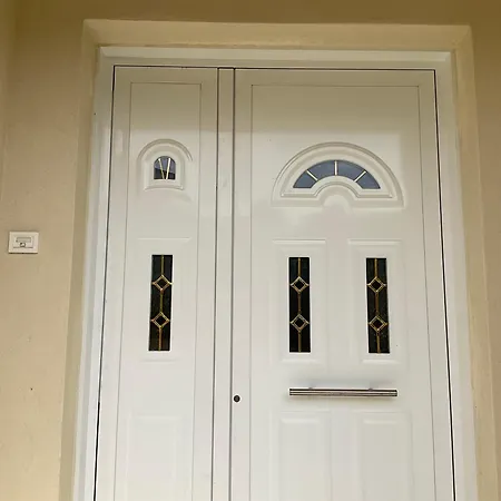 Apartmán Maria's Town House With Private Parking *